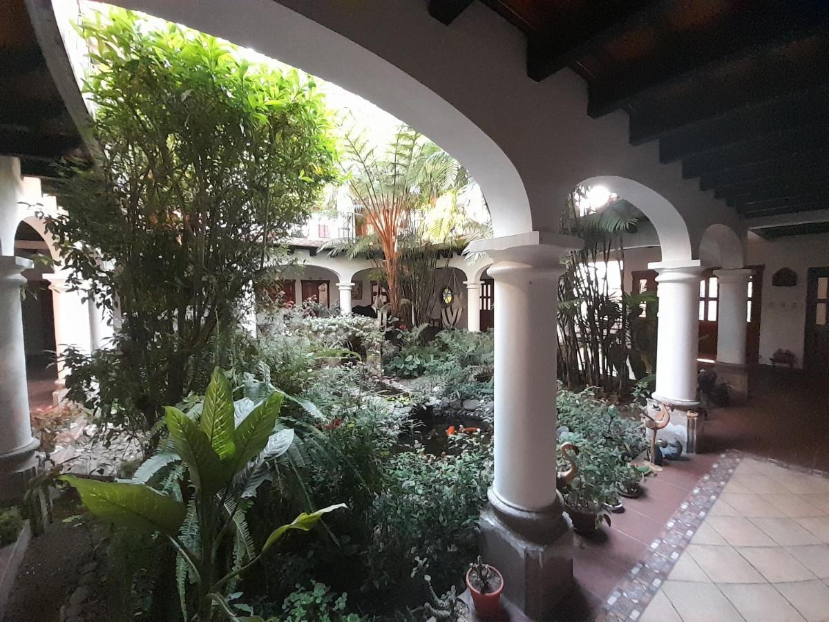 Hotel Y Jardines Casa Buho Antigua Exterior photo